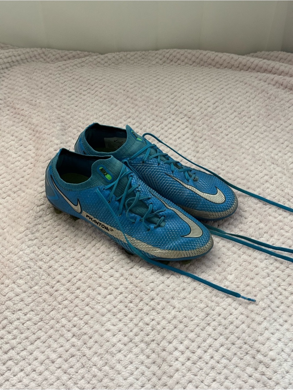 Nike Phantom GT Elite Soccer Cleats